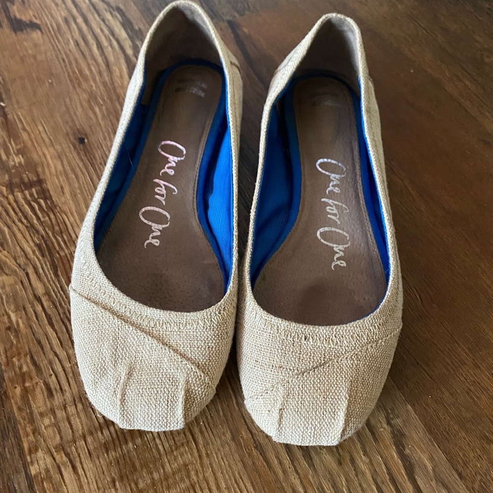 TOMS burlap ballet flats